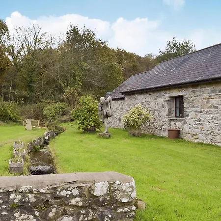 Ty Bach Holiday home